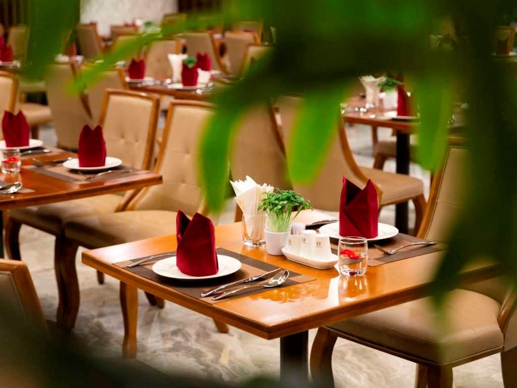 restaurants-restaurants