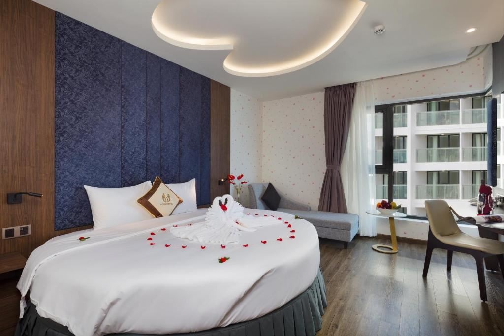 rooms-deluxe-honeymoon-partial-sea-view