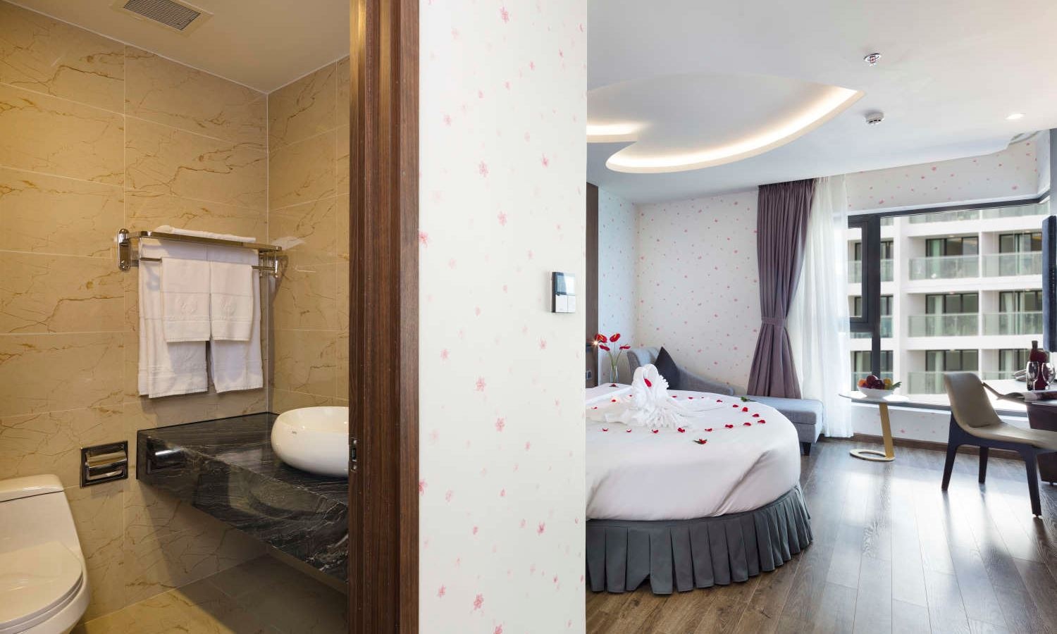 rooms-deluxe-honeymoon-partial-sea-view-child-without-extra-bed