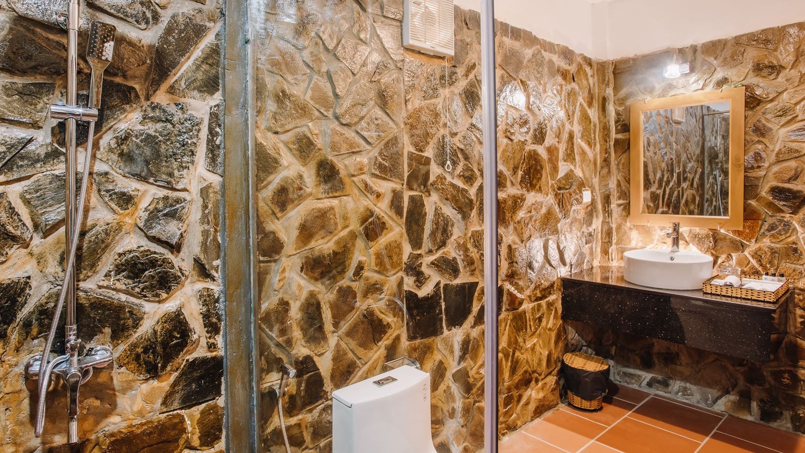 rooms-bungalow-pool-view