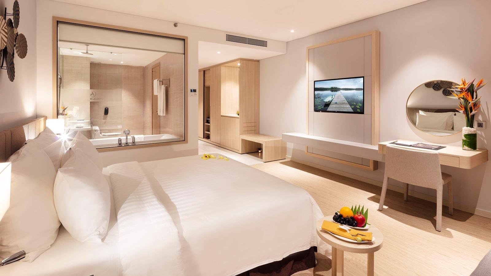 rooms-deluxe-city-view