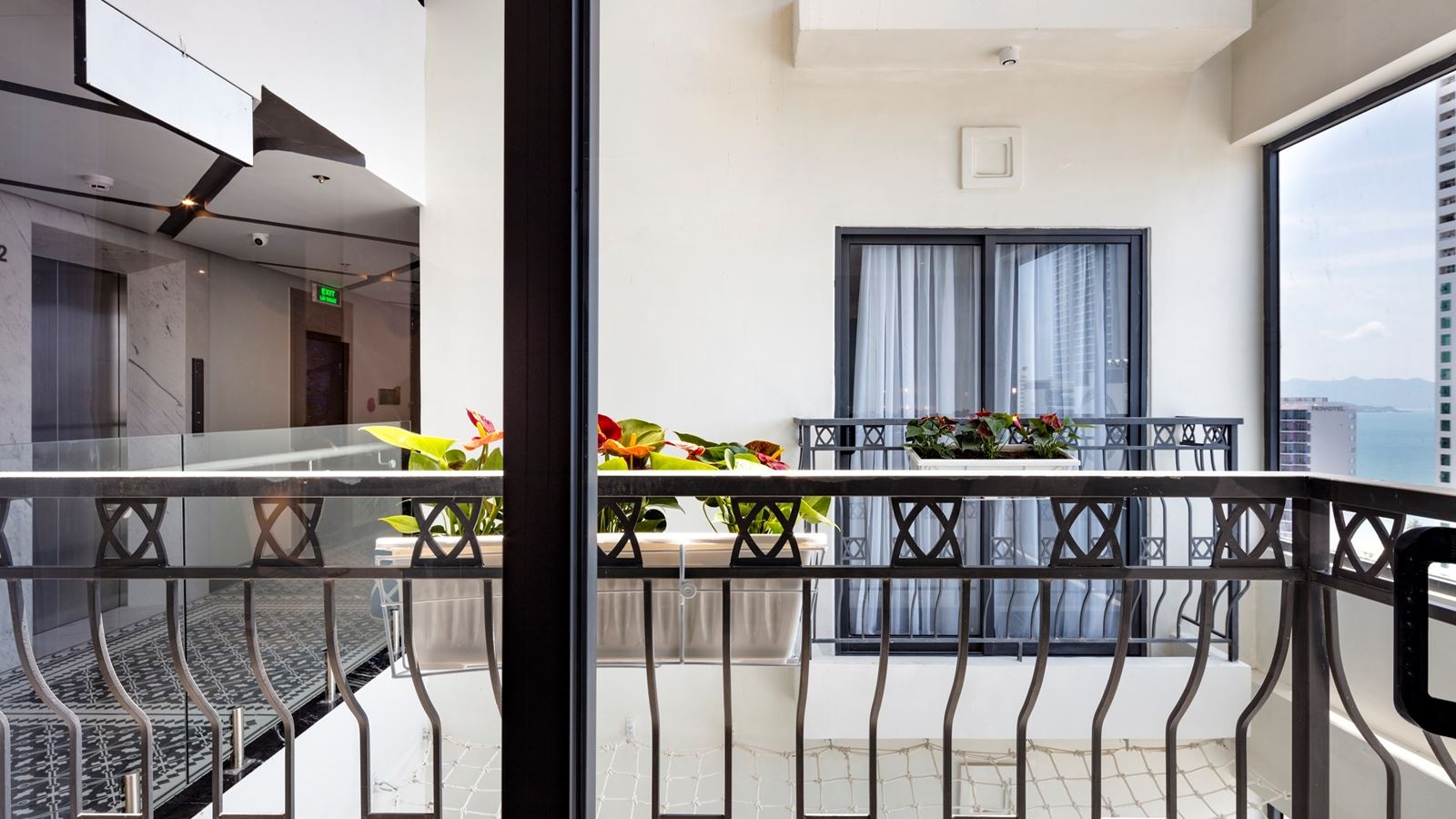 rooms-classic-room-with-balcony-child-without-extra-bed