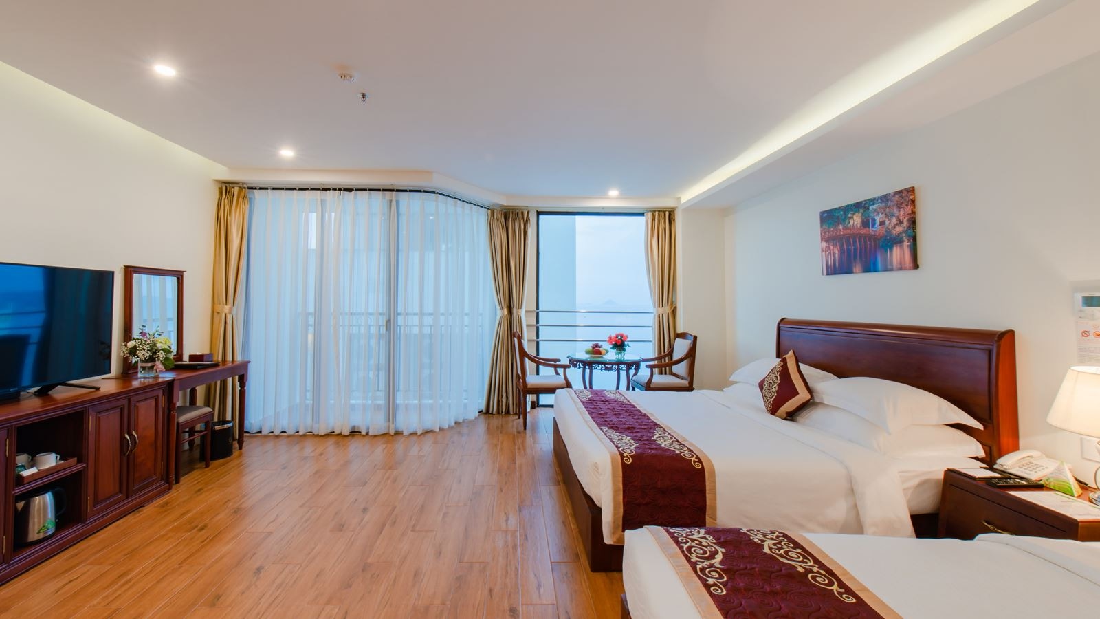 rooms-junior-suite-balcony