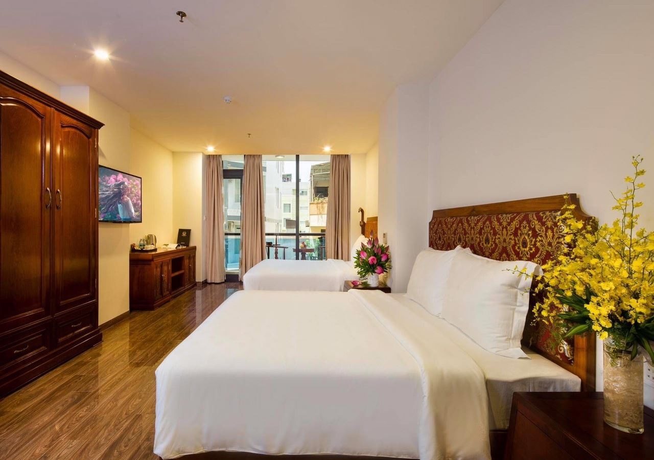 rooms-deluxe-balcony-child-with-extra-bed