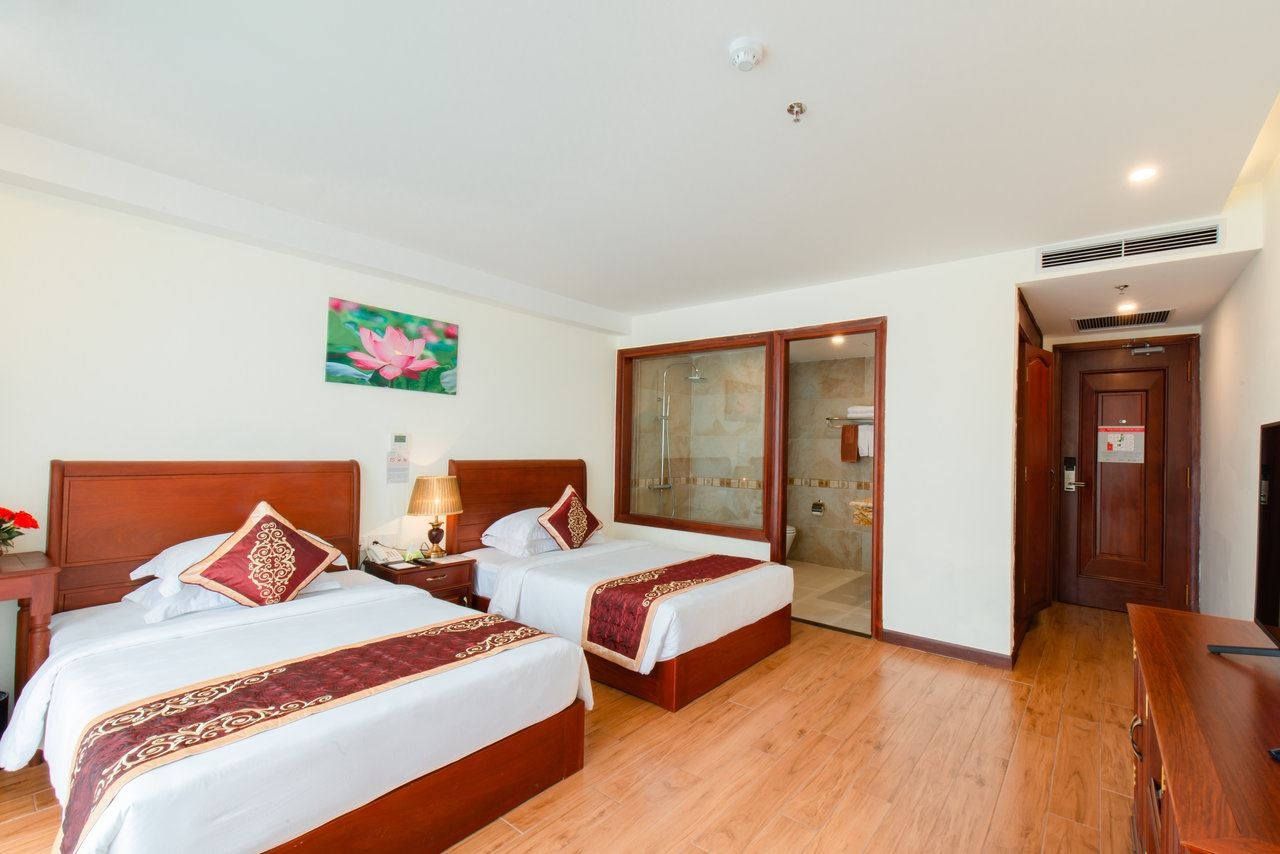 rooms-deluxe-balcony-child-without-extra-bed