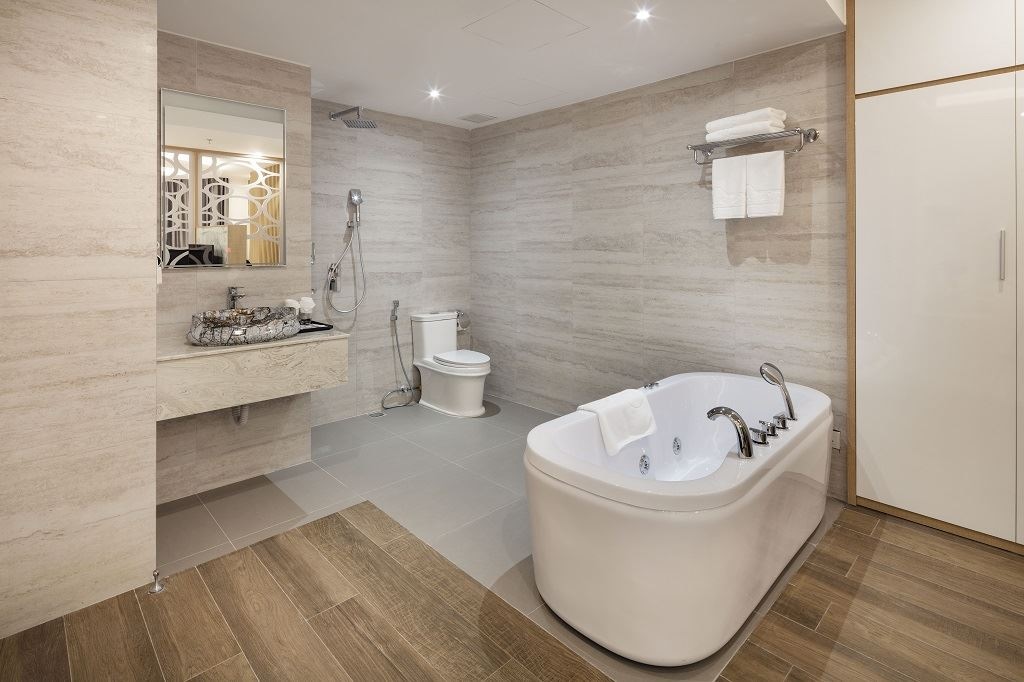 rooms-suite-partial-seaview-double