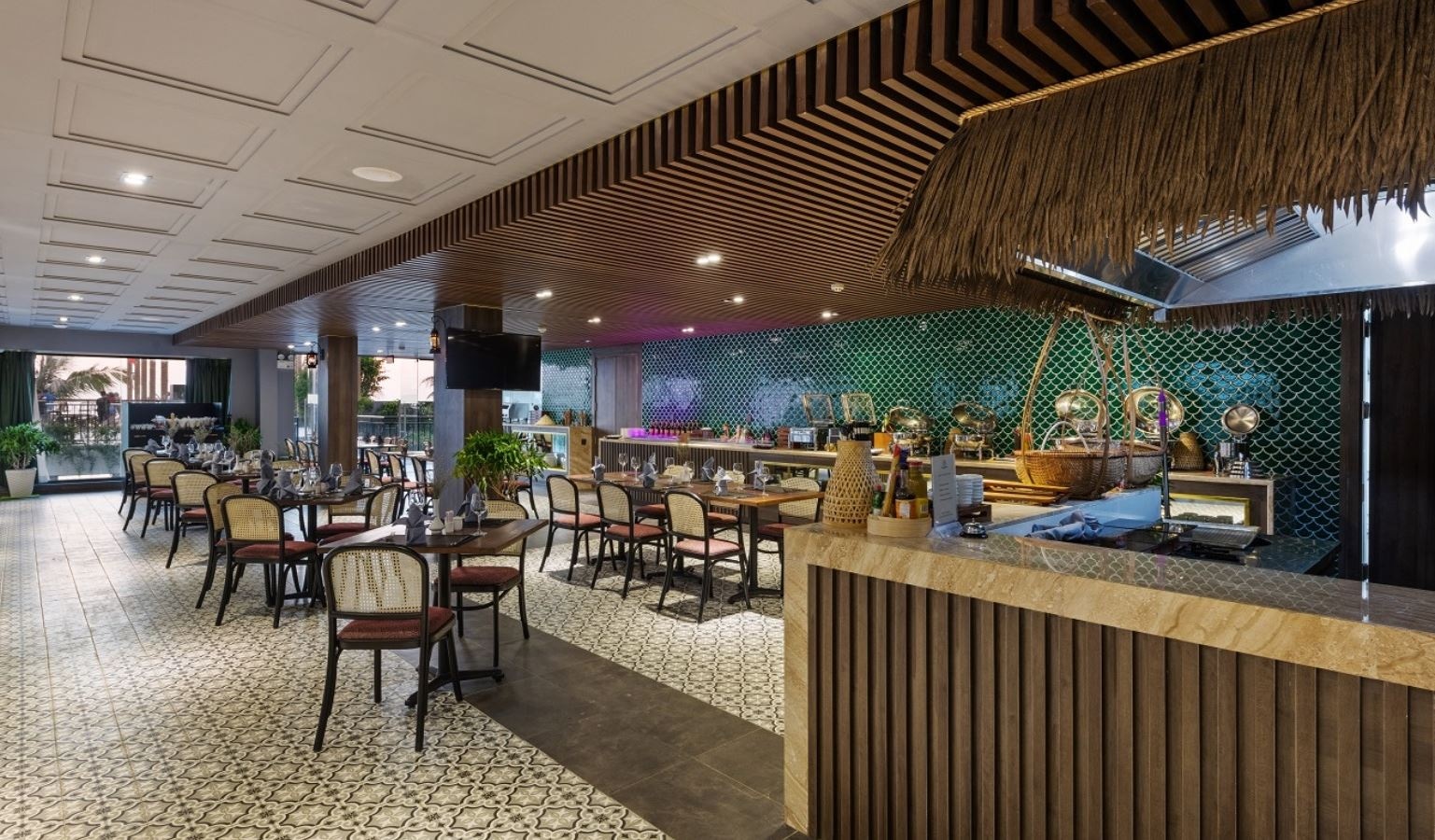 restaurants-sunset-beach