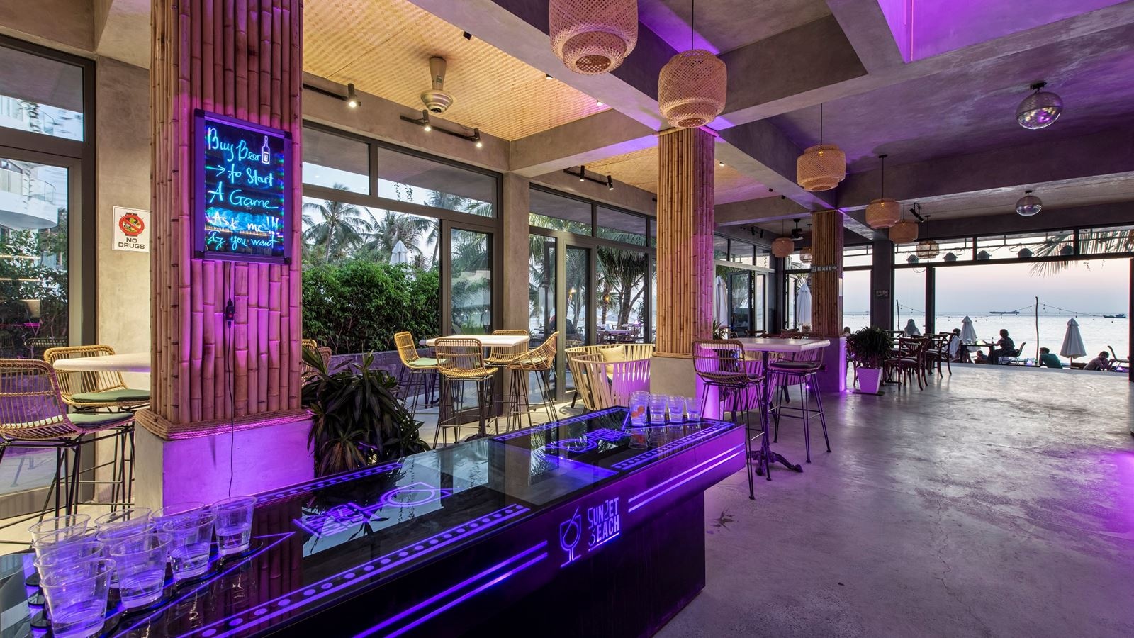 bars-sunset-beach-bar