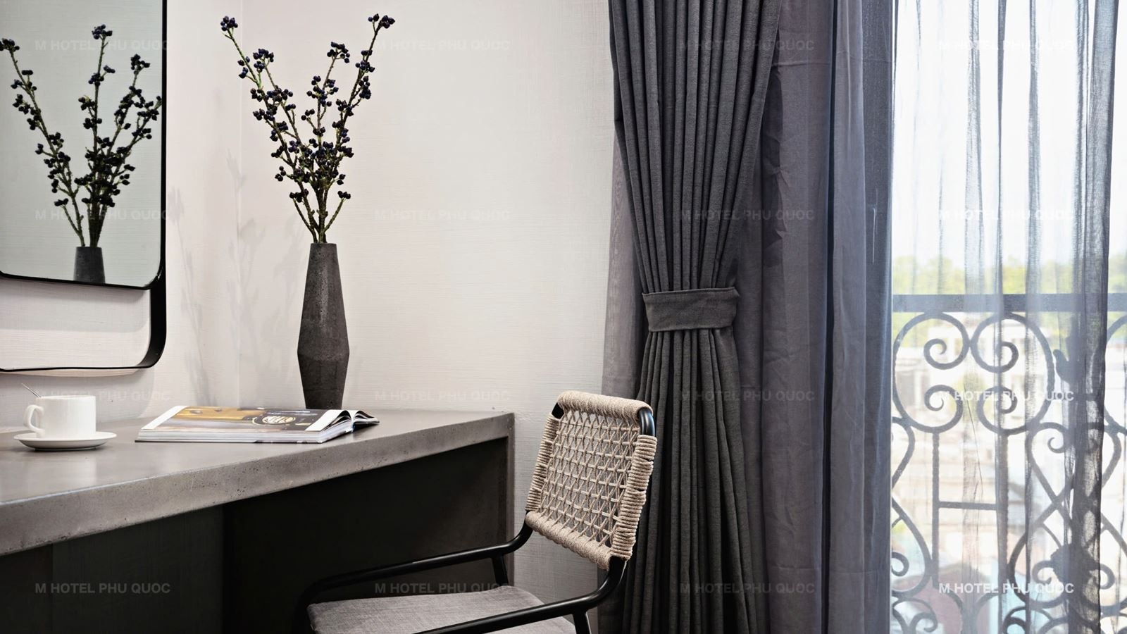 rooms-deluxe-double-suite-with-balcony-child-without-extra-bed