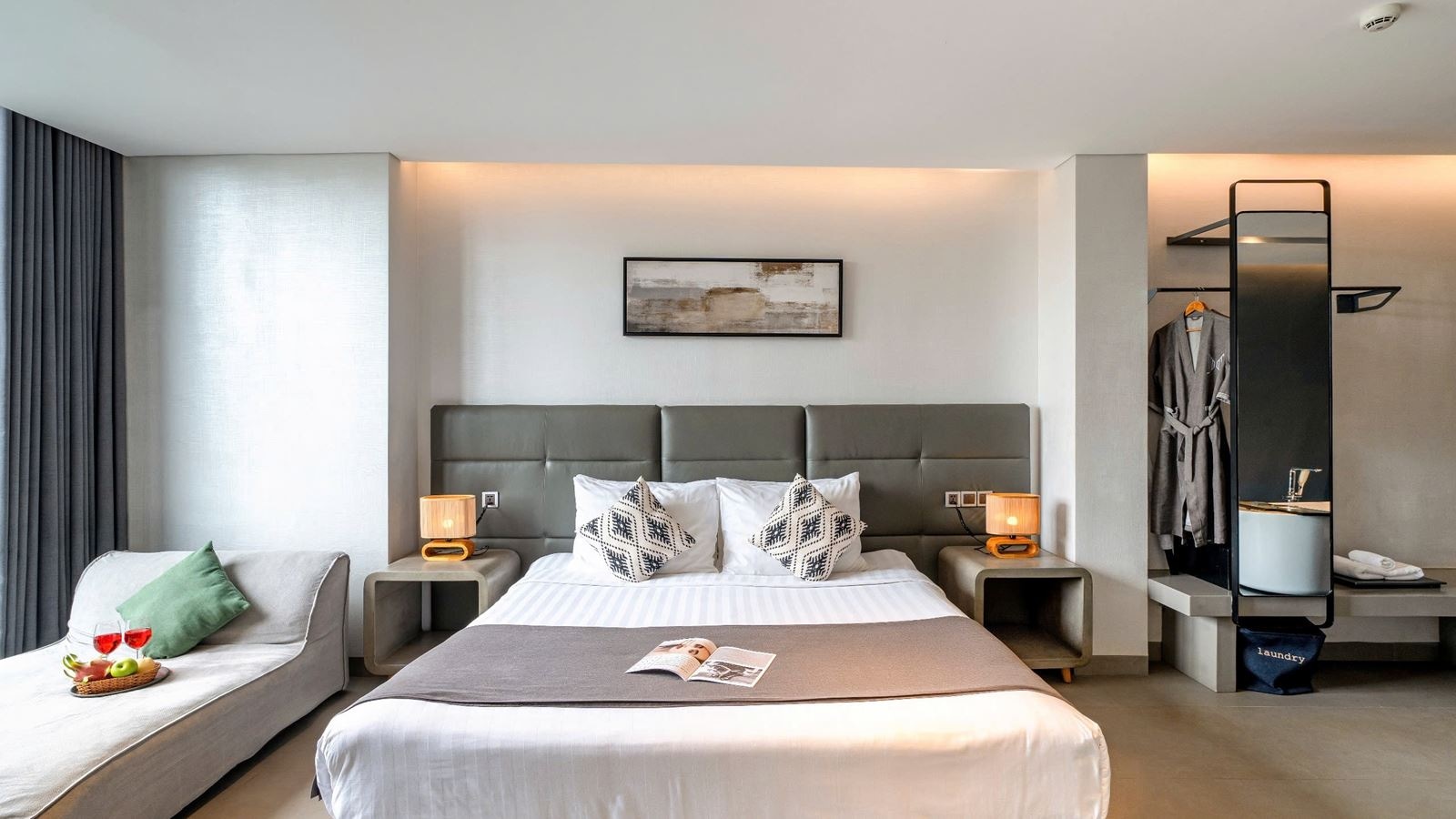 rooms-deluxe-double-suite-with-balcony