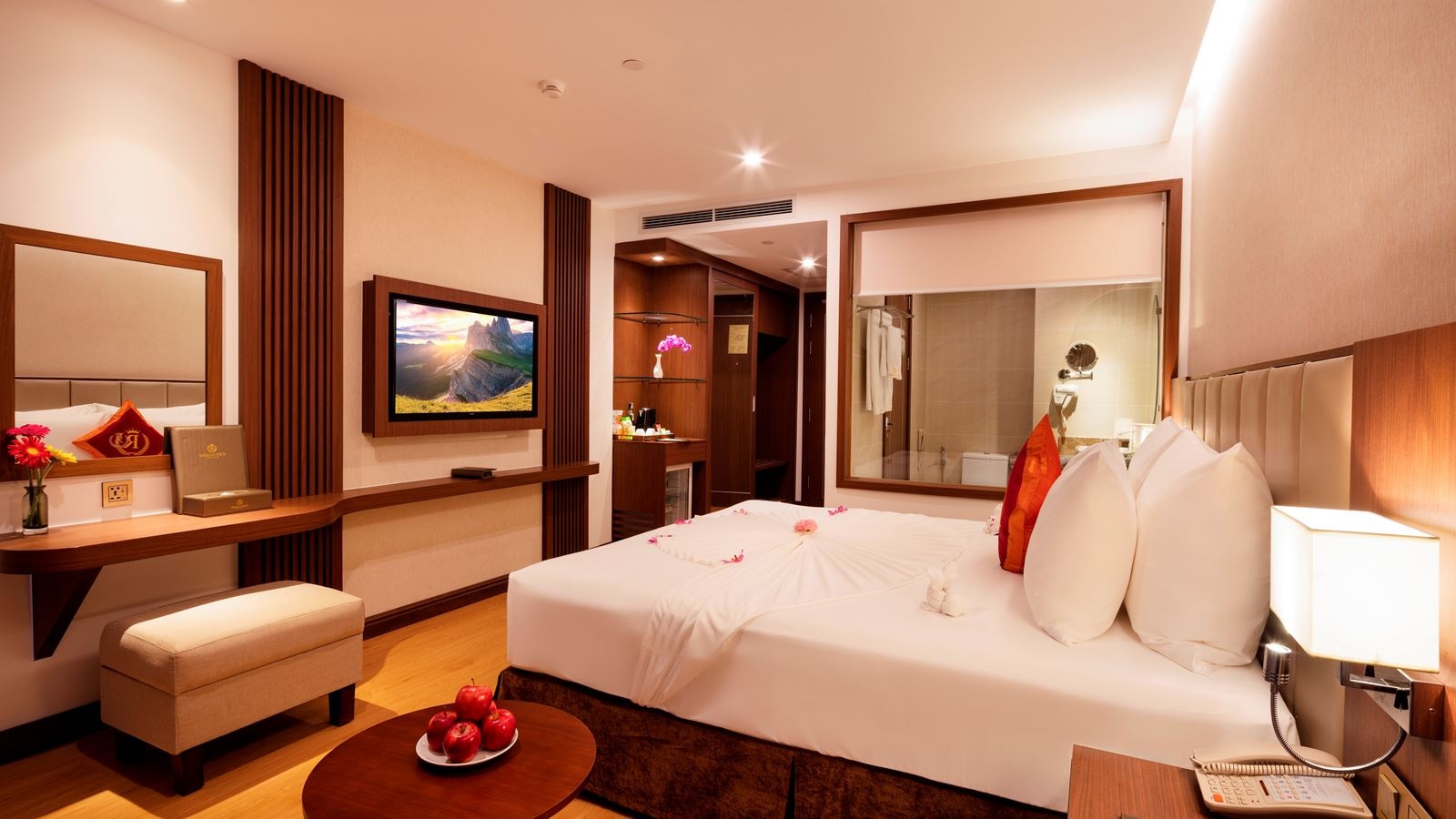 rooms-superior-with-window