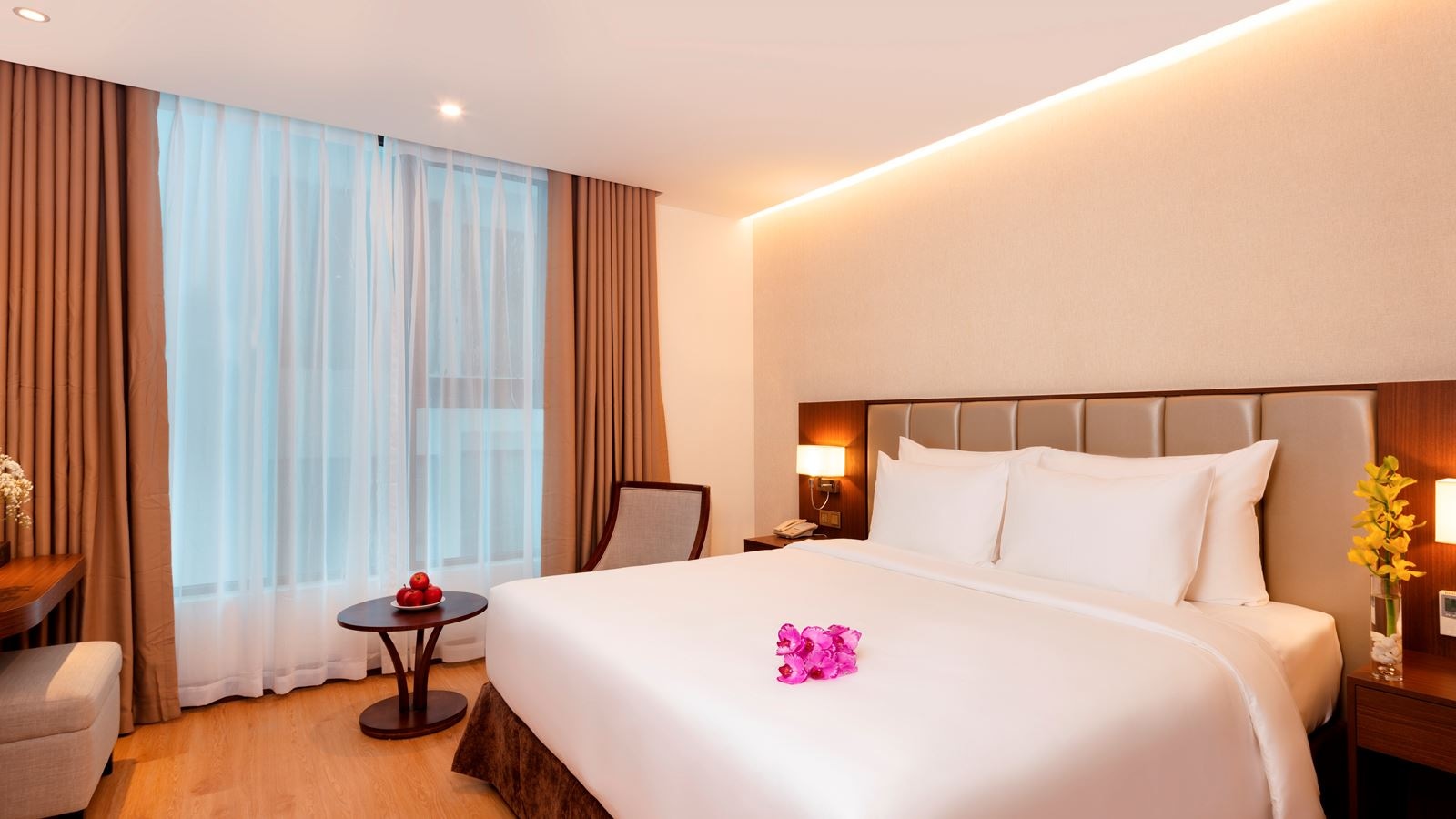 rooms-superior-with-window