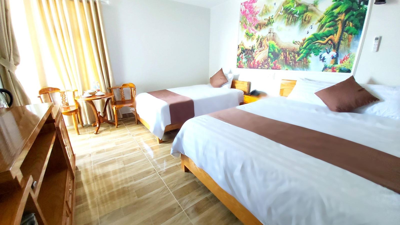 rooms-room-superior-triple-with-balcony