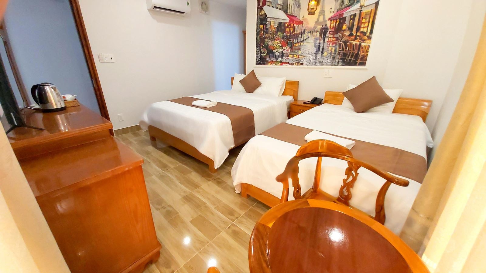 rooms-room-superior-triple-with-balcony