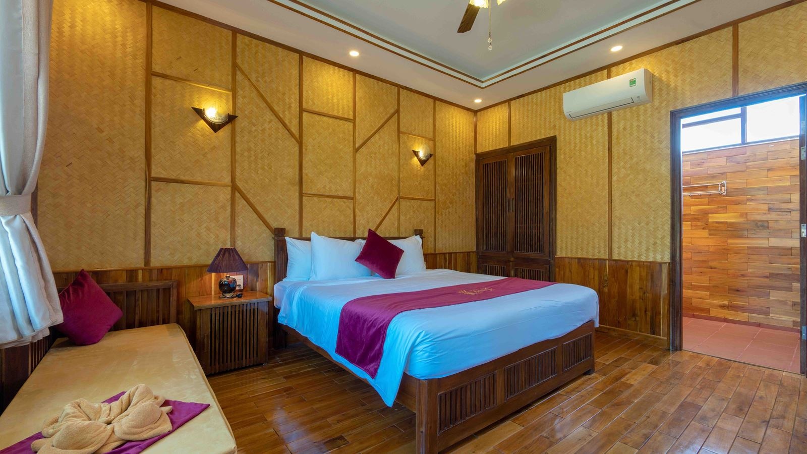 rooms-bungalow-garden-view