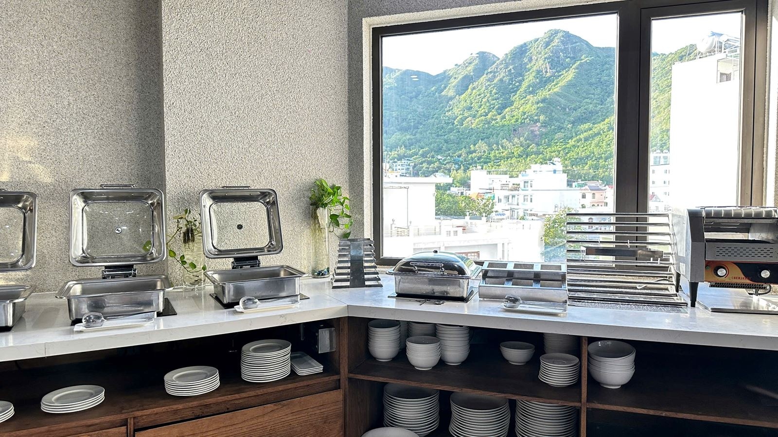 restaurants-joy-trip-restaurant