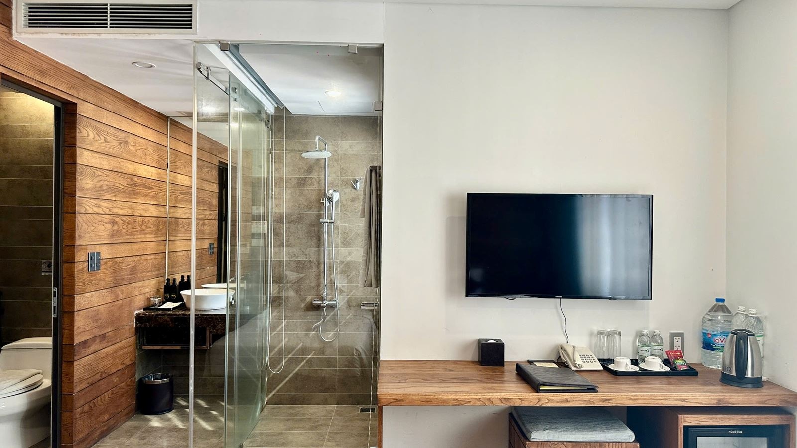 rooms-deluxe-city-view