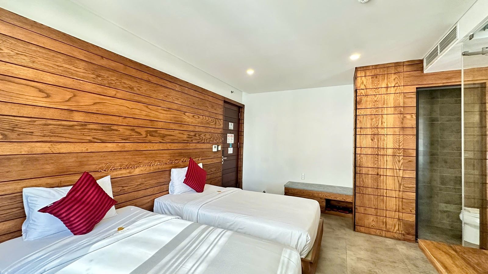 rooms-deluxe-city-view-child-without-extra-bed