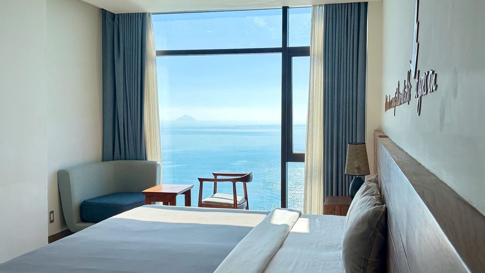 rooms-grand-ocean-view