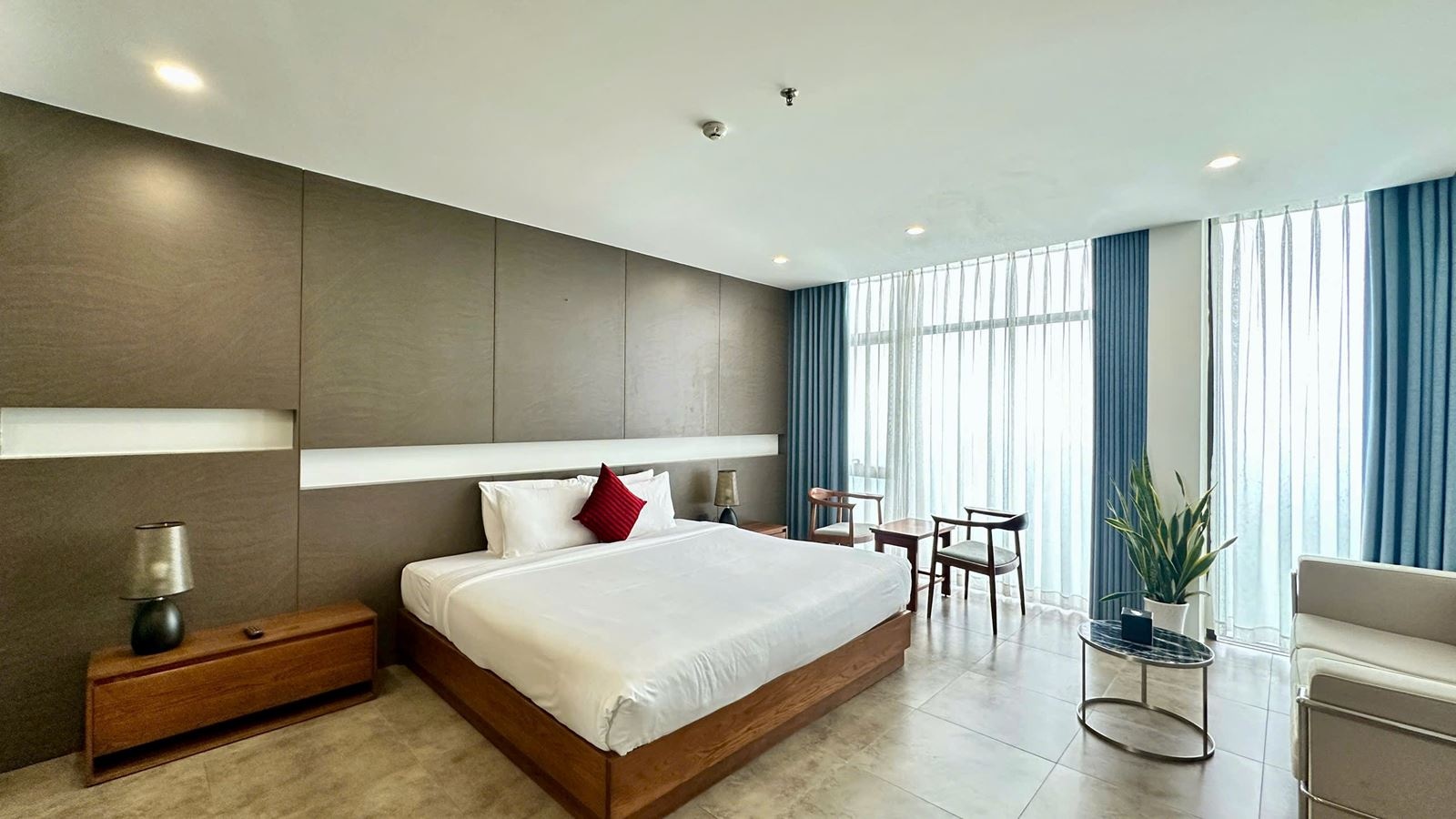 rooms-executive-suite-ocean-view