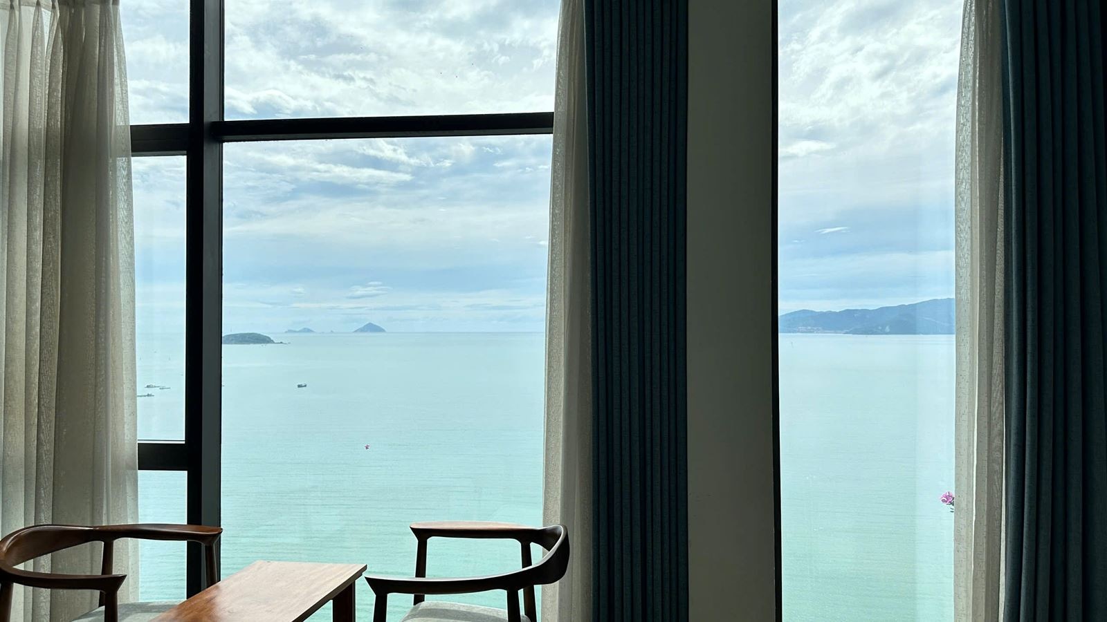 rooms-executive-suite-ocean-view