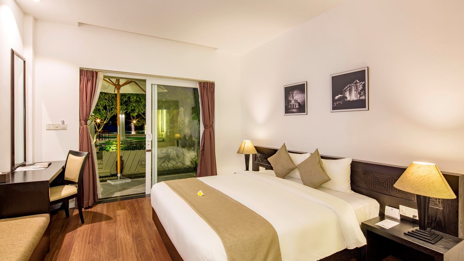 rooms-superior-garden-view