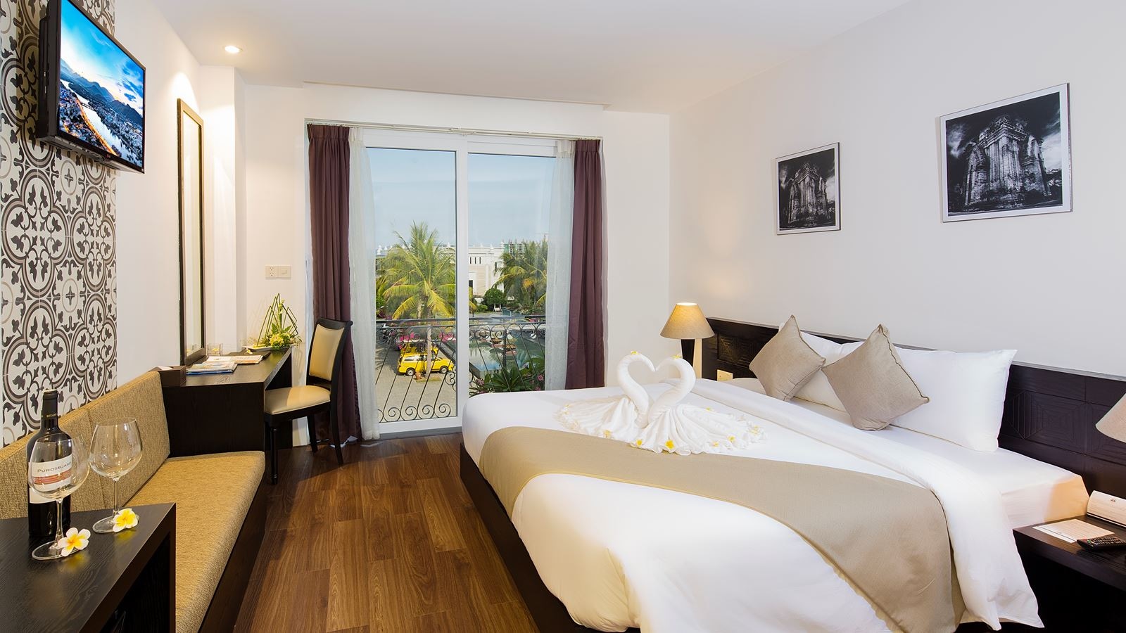 rooms-deluxe-river-view