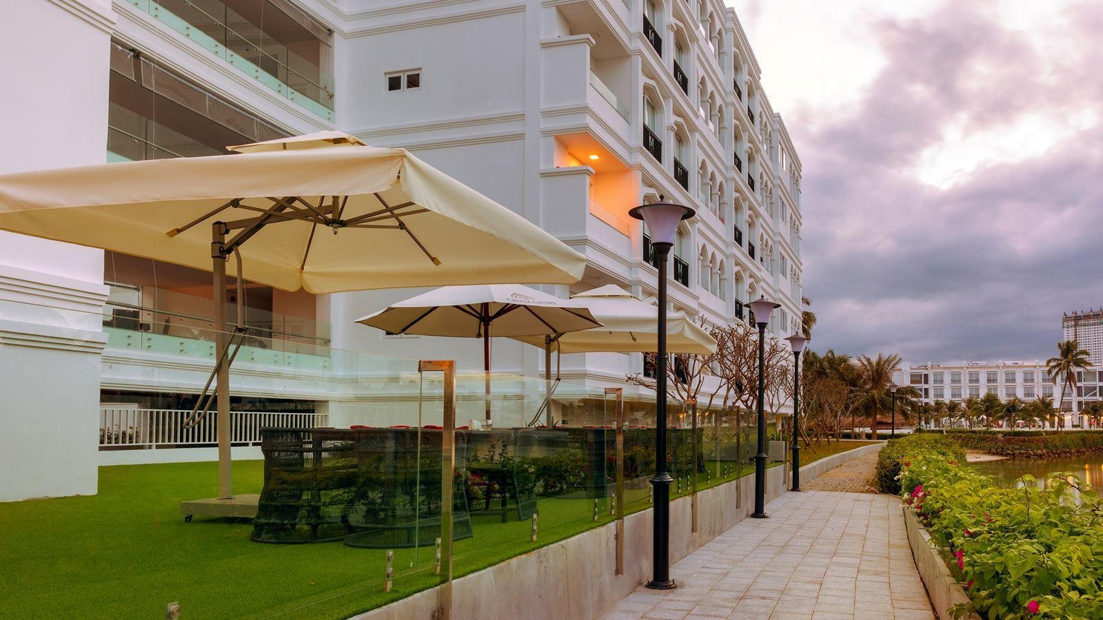 general-main-building