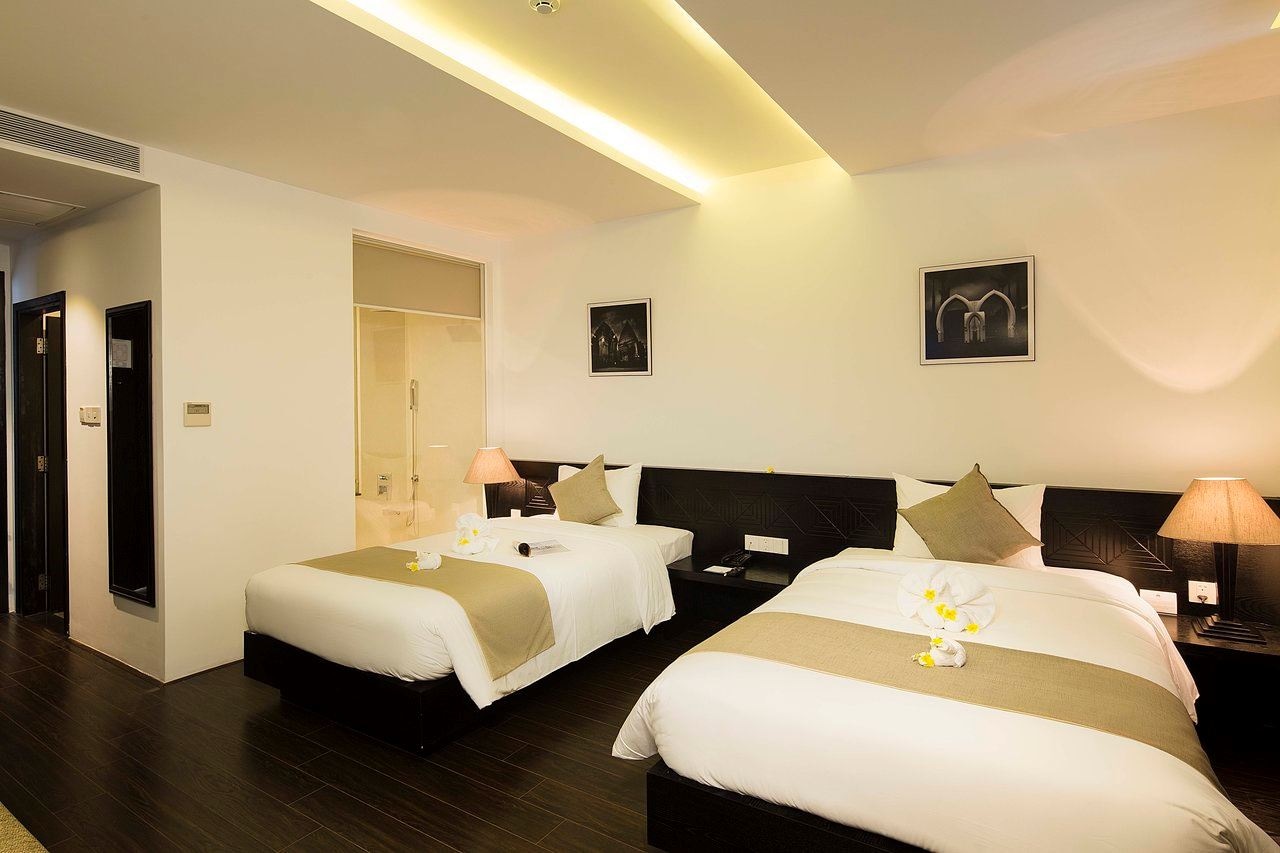 rooms-deluxe-river-view