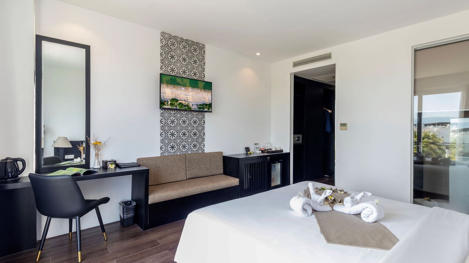 rooms-deluxe-river-view