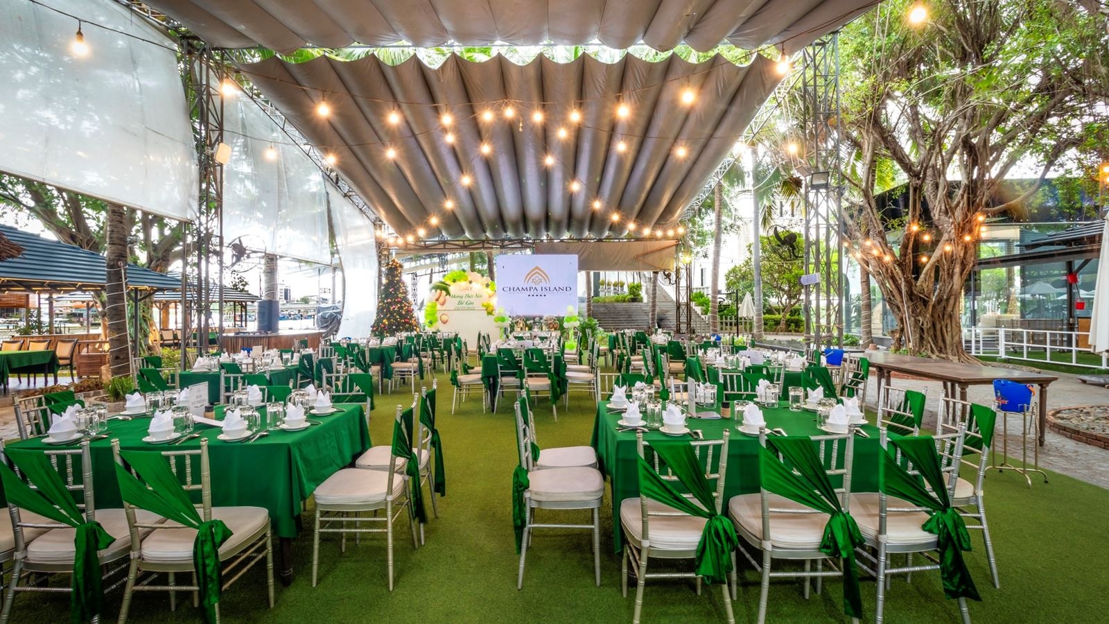 restaurants-champa-garden-restaurant