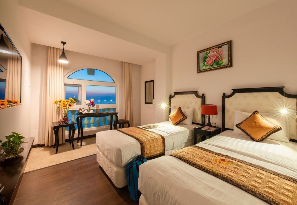 rooms-deluxe-sea-view