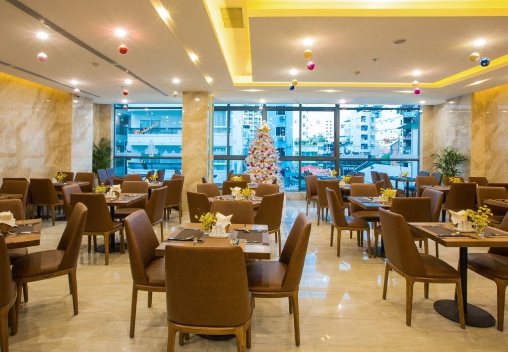 restaurants-restaurant