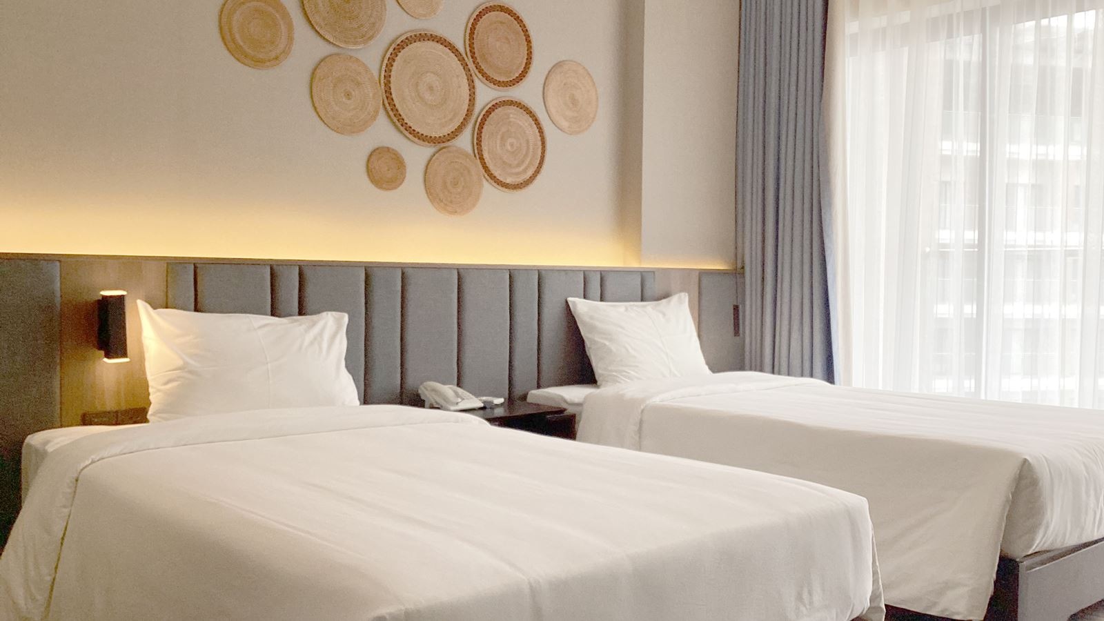 rooms-deluxe-sea-view-child-without-extra-bed