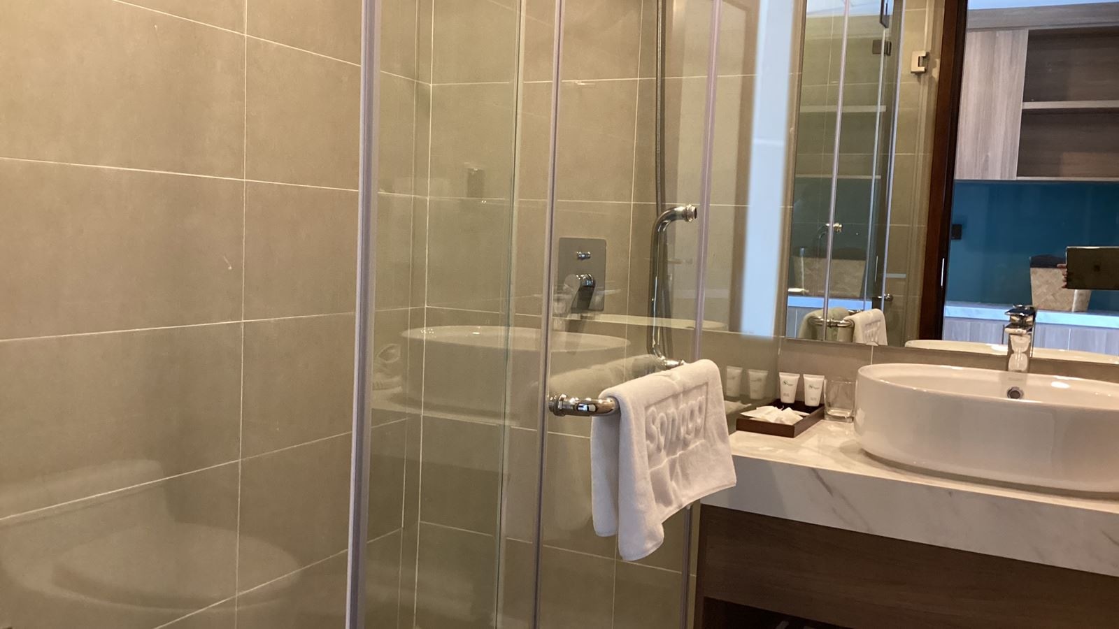 rooms-deluxe-sea-view-child-without-extra-bed