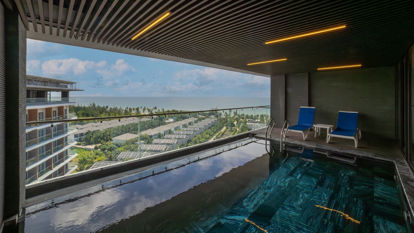 rooms-penthouse-1-bedroom-child-without-extra-bed