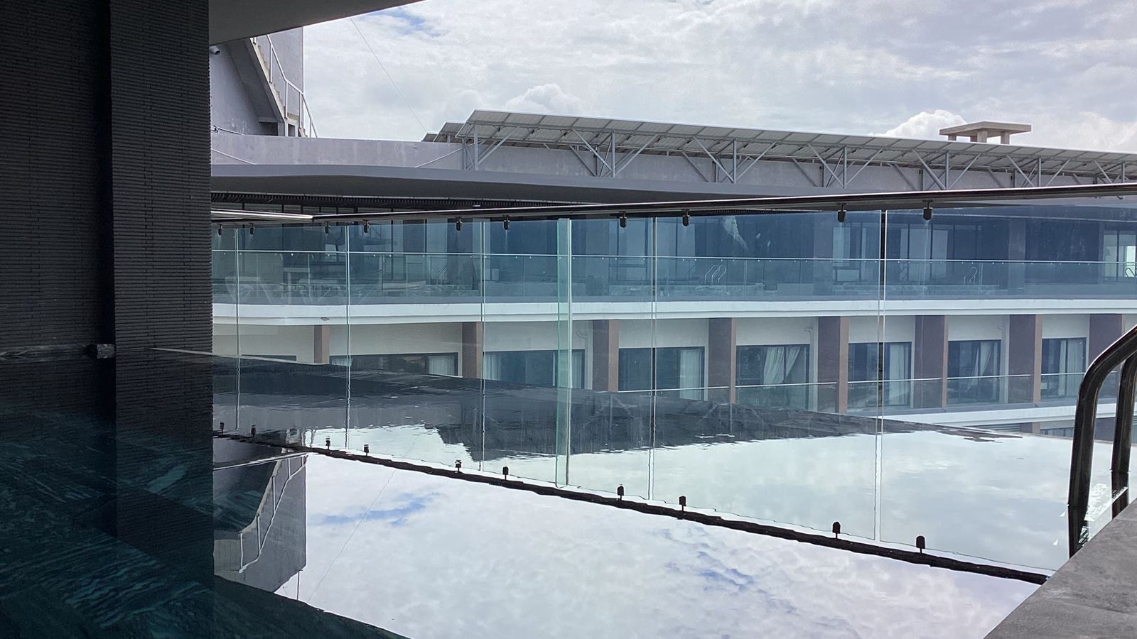 rooms-penthouse-1-bedroom-child-without-extra-bed