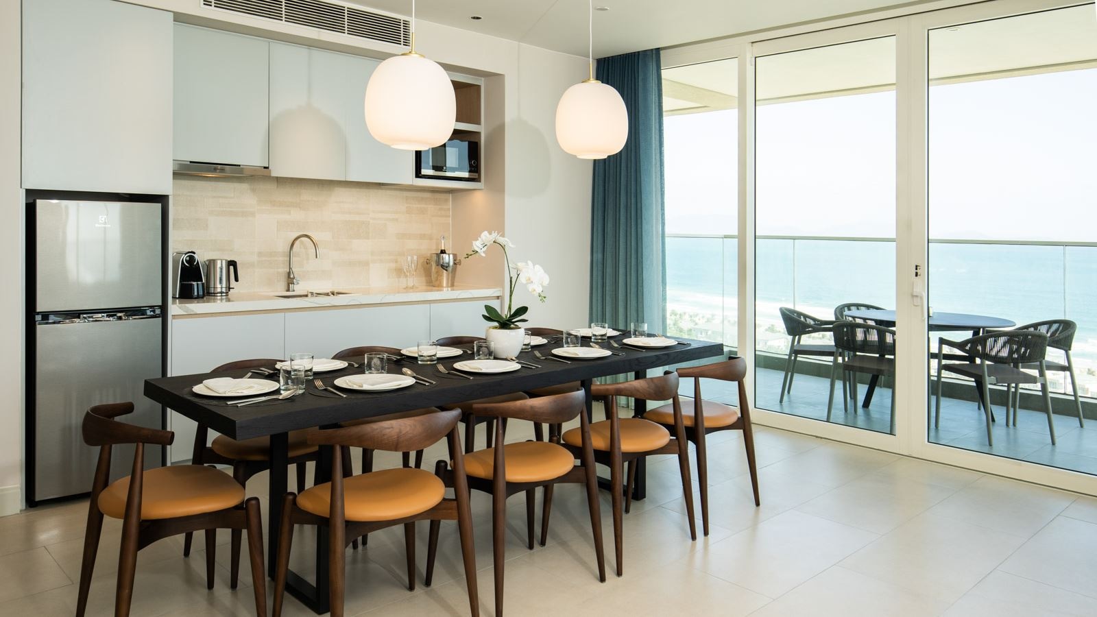 rooms-2bedroom-suite-with-terrace-panoramic-ocean-view