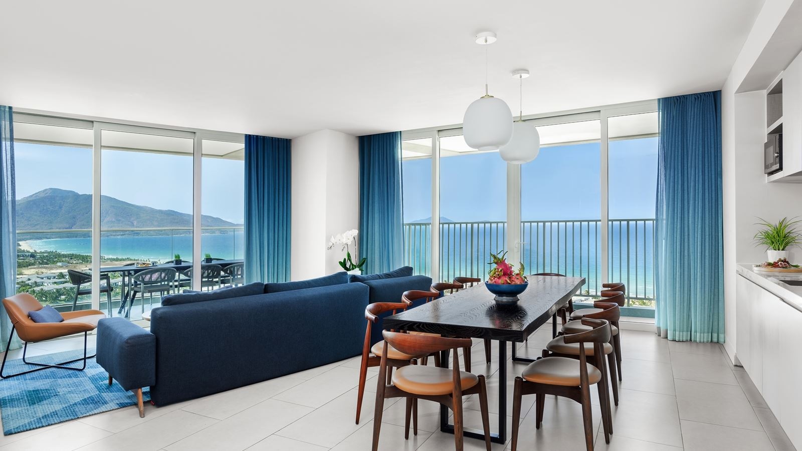 rooms-2bedroom-suite-with-terrace-panoramic-ocean-view