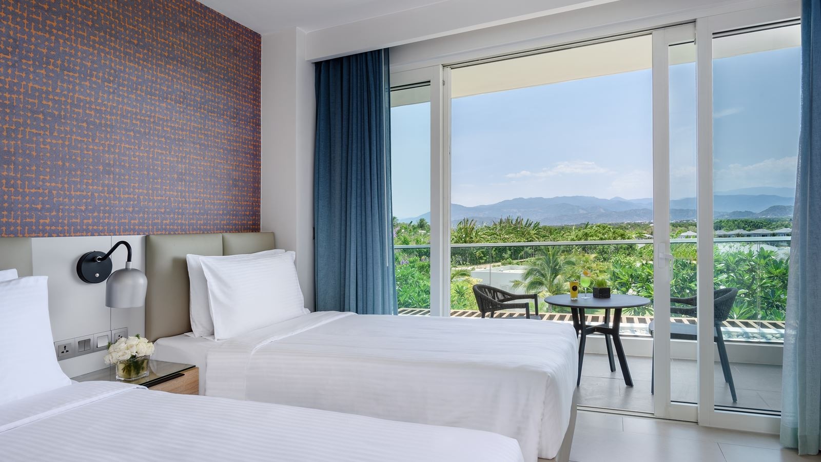 rooms-2bedroom-villa-with-terrace-beach-front