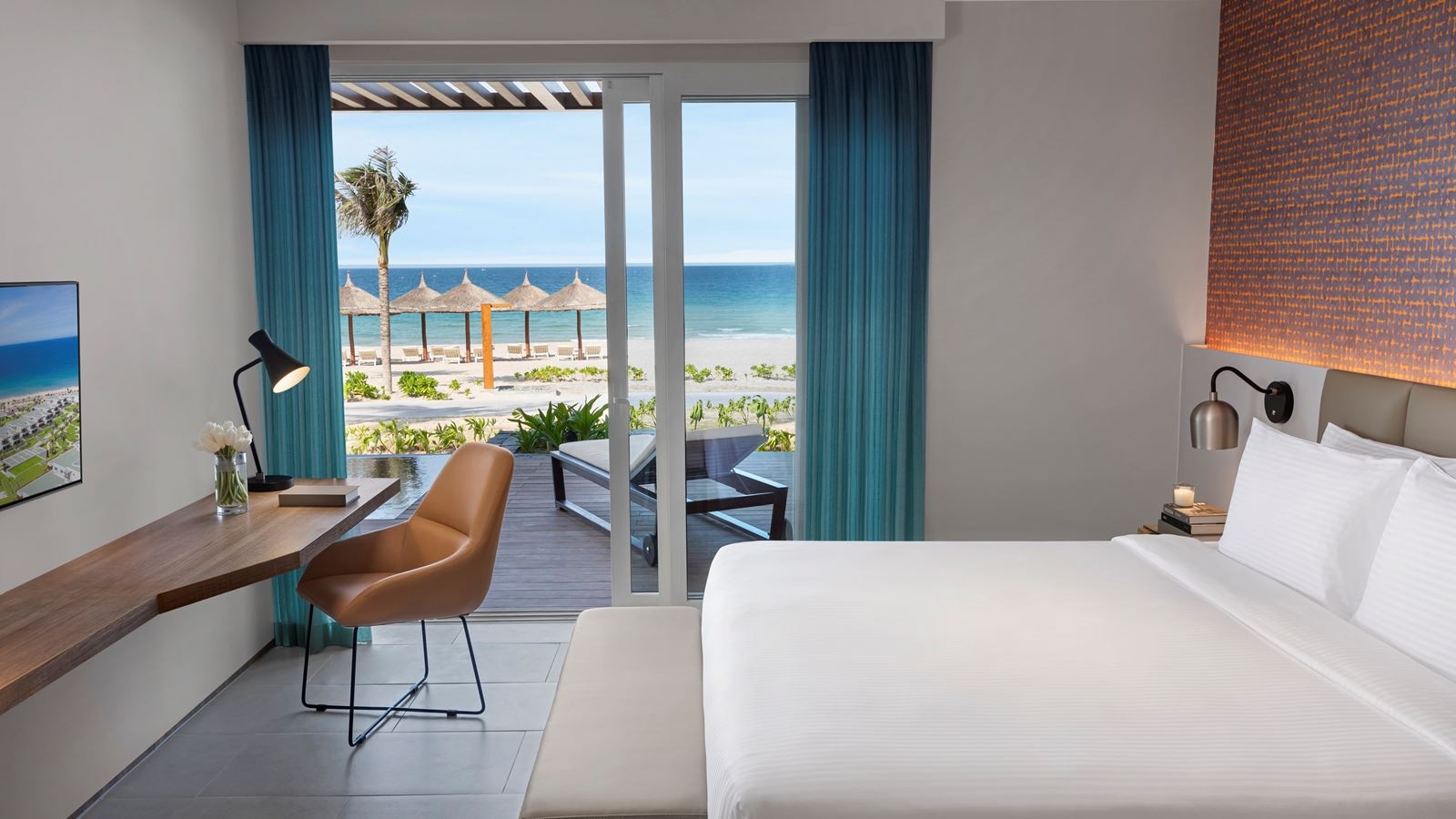 rooms-2bedroom-villa-private-pool-beach-front