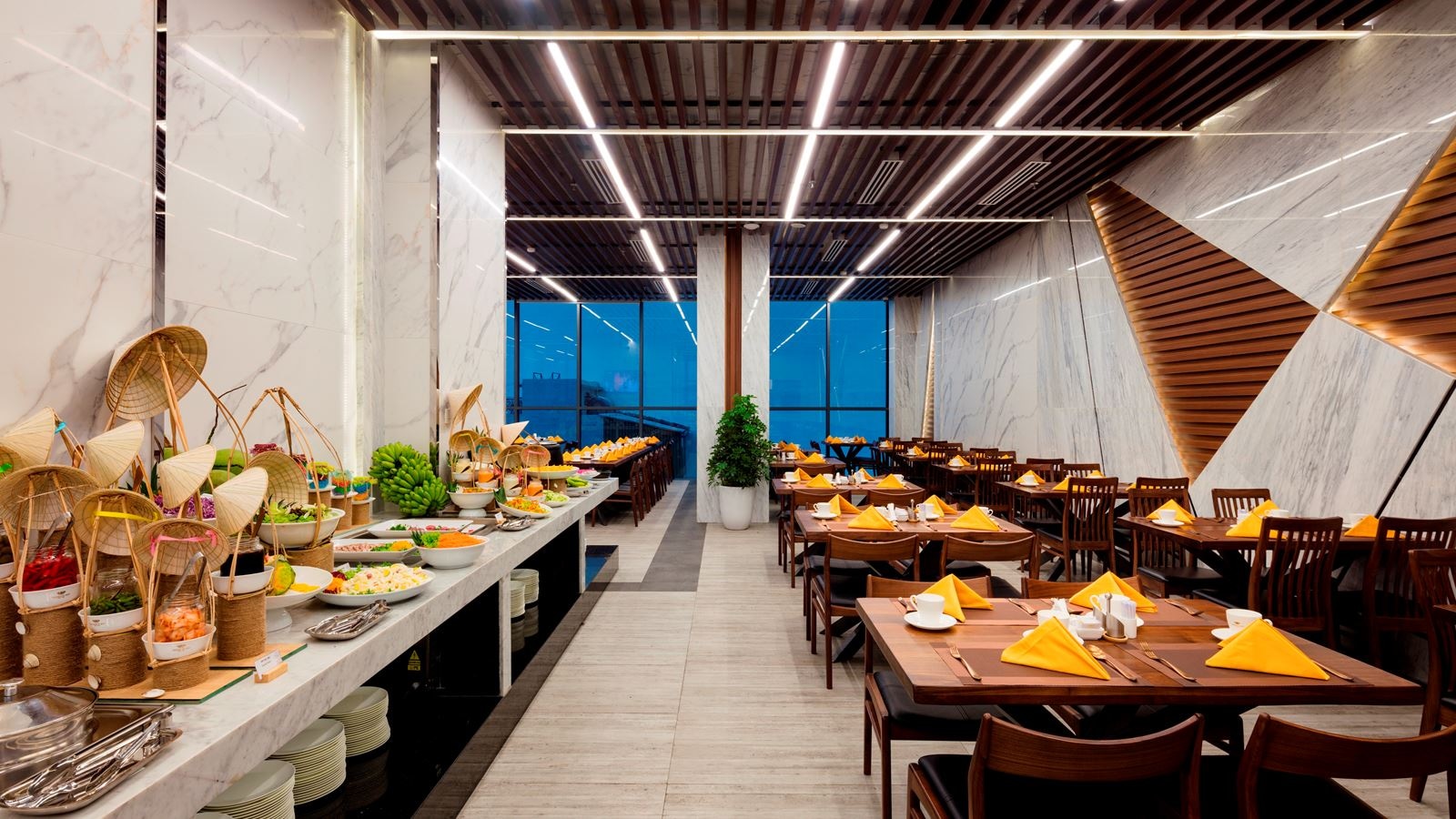 restaurants-restaurants