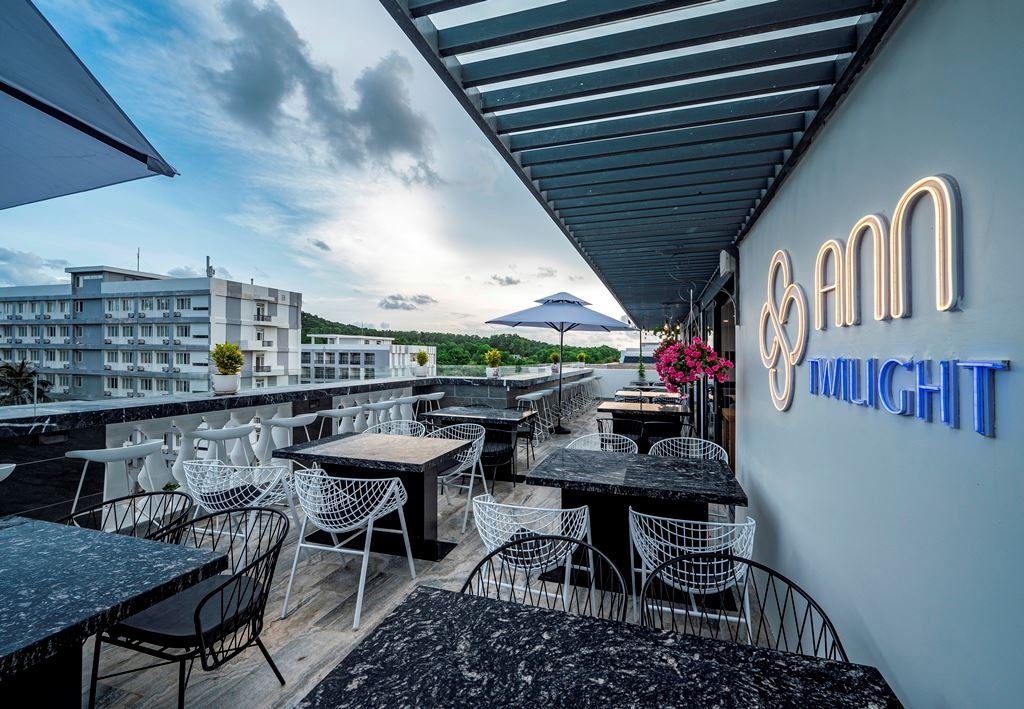 restaurants-ann-twilight