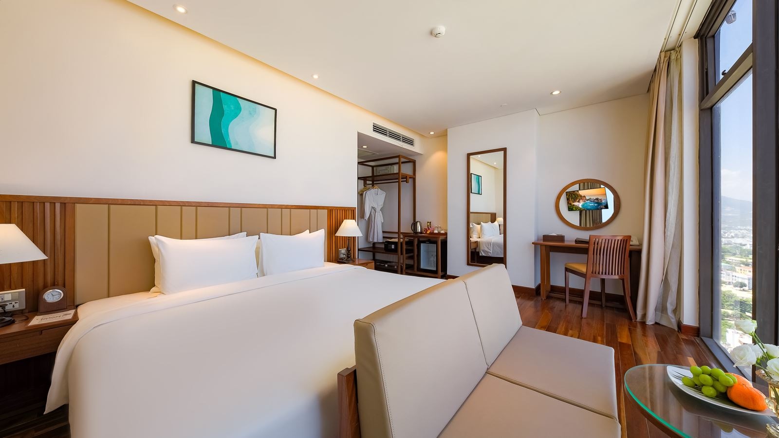 rooms-premier-partial-sea-view