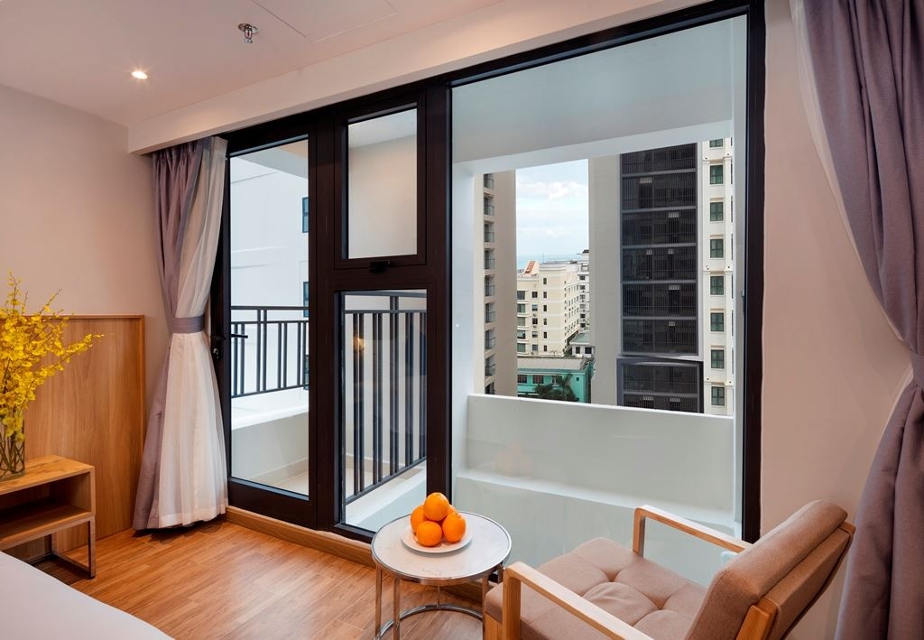 rooms-executive-city-view-with-balcony