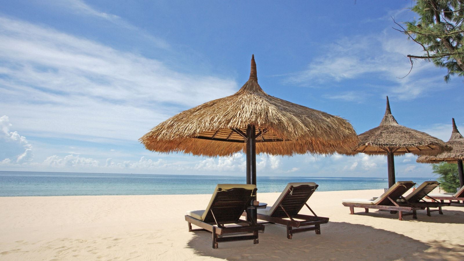 rooms-beachfront-villa