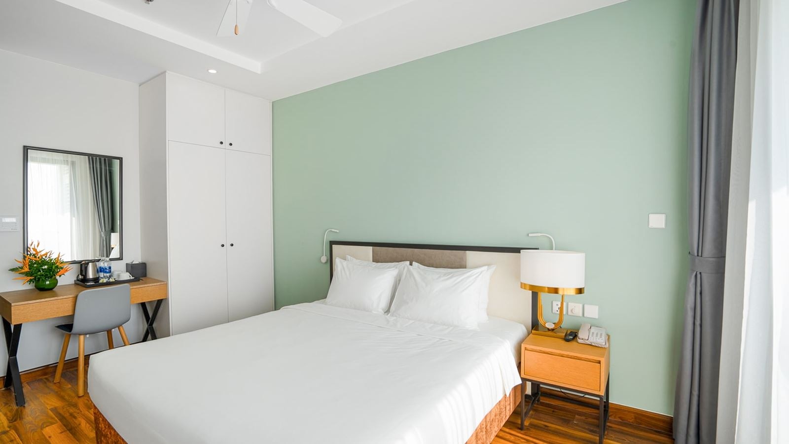 rooms-superior-gardenocean-view