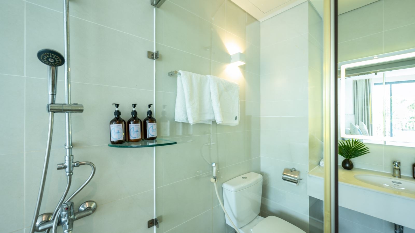 rooms-standard-double-with-balcony