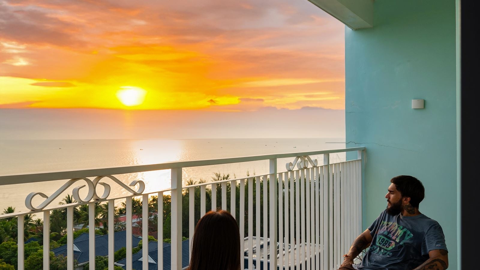 rooms-suite-sea-view-with-balcony