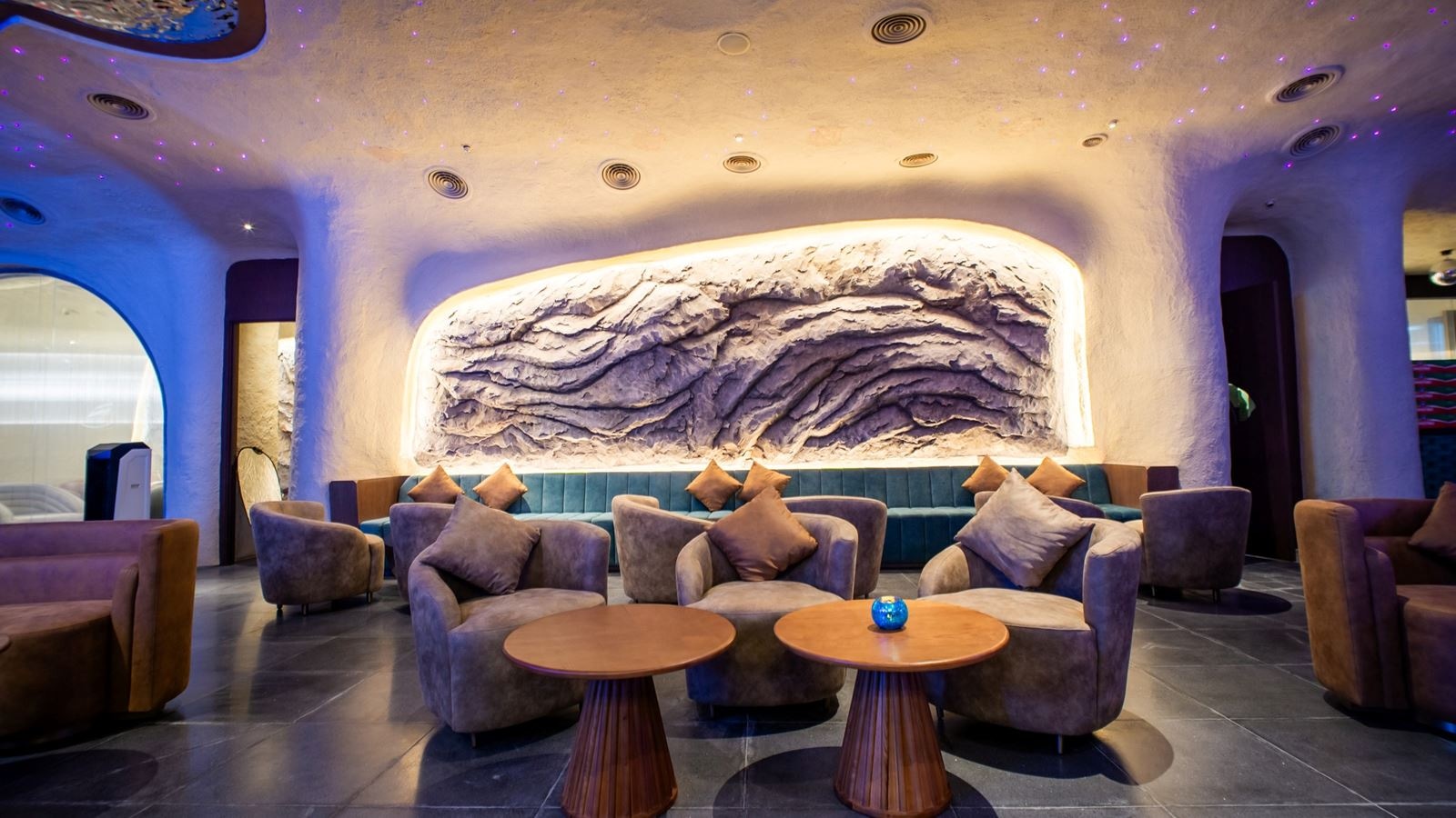 bars-waterfall-chill-bar